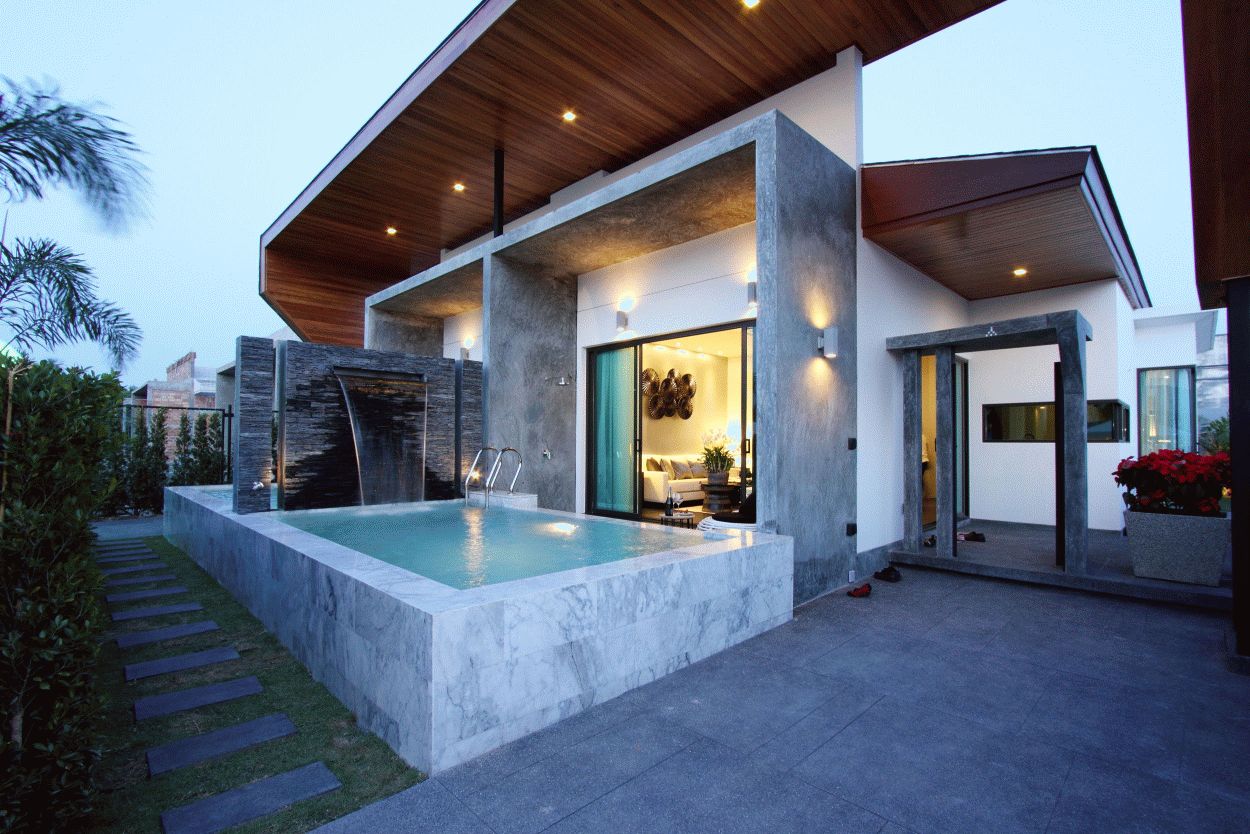 2 Bedroom elegant pool villa in Chalong