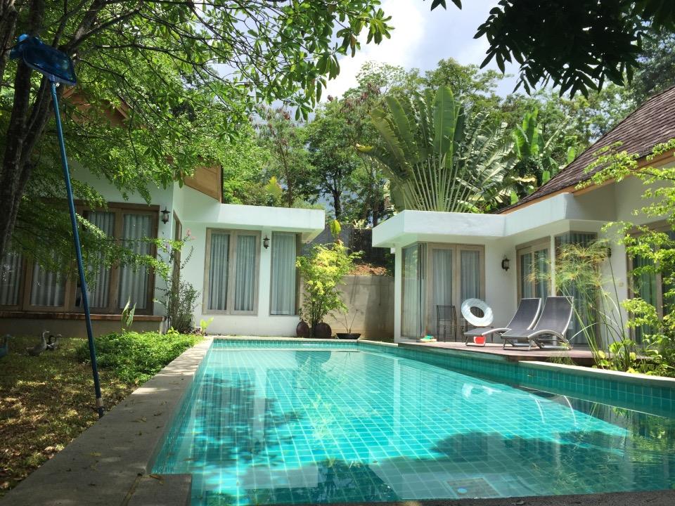 3 bedroom tropical villa in Chalong