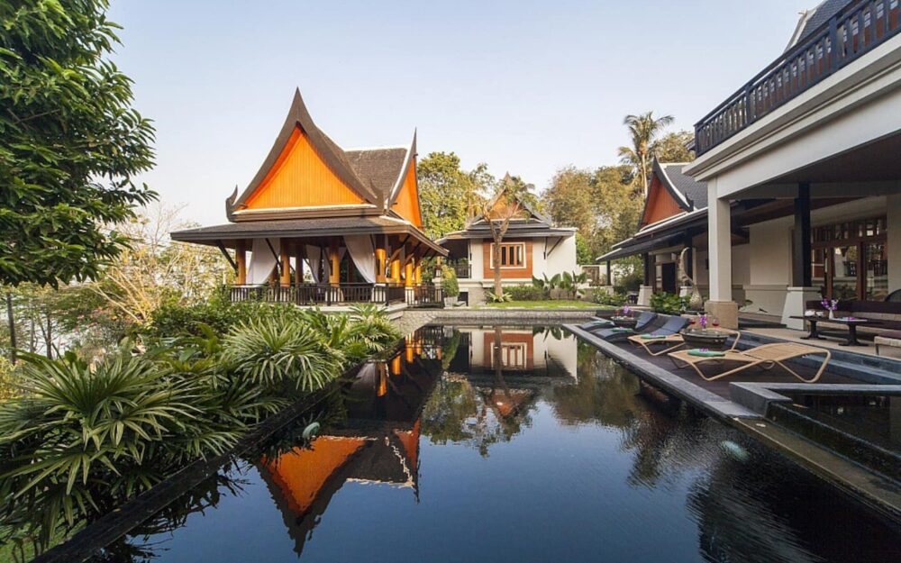 5 + 1 bedroom luxury Asian villa in Rawai