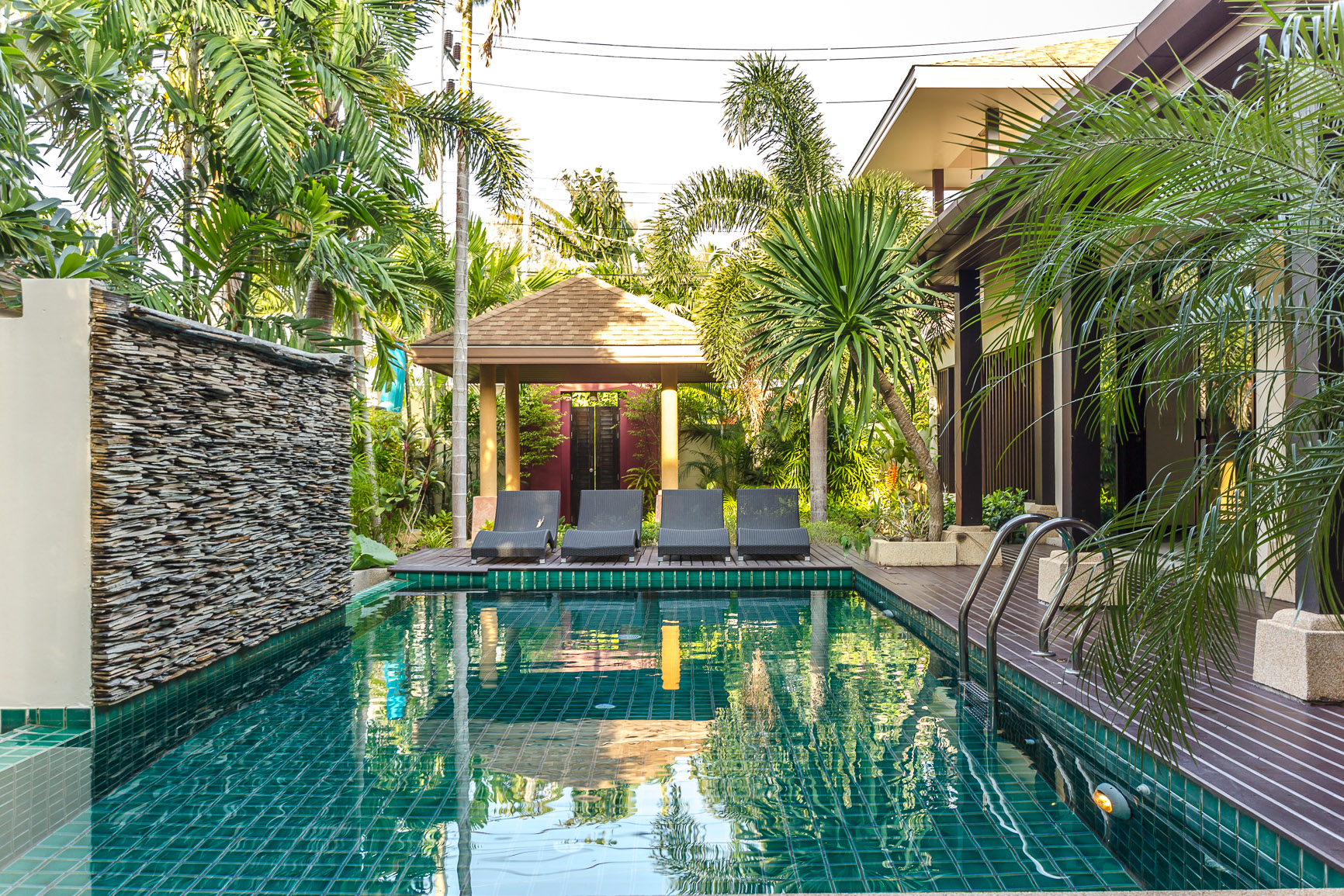 4 bedroom pool villa in Rawai