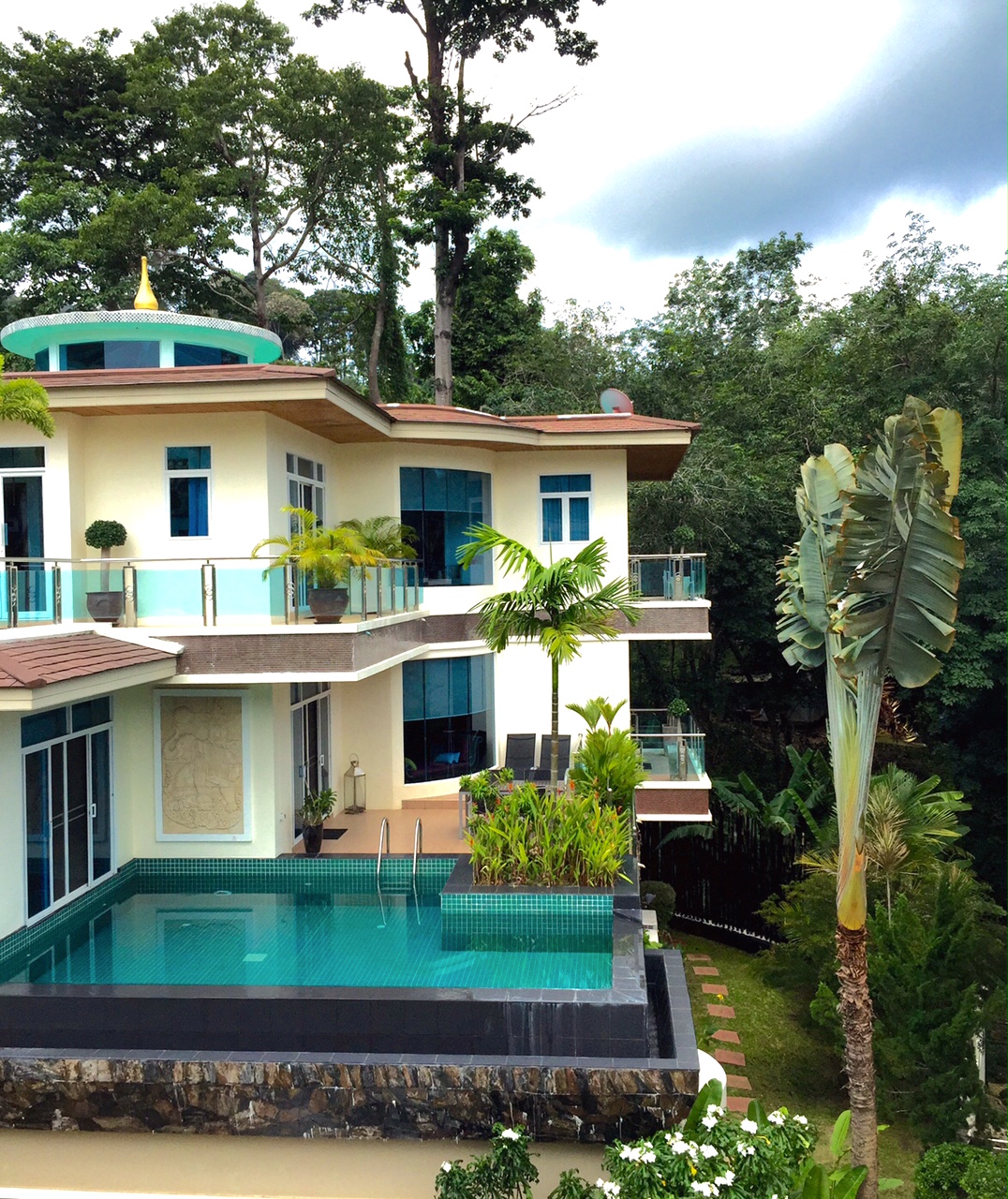 4 bedroom villa in Kata hill