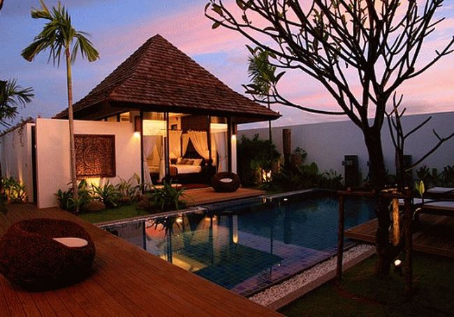 2 bedroom Balinese style villa
