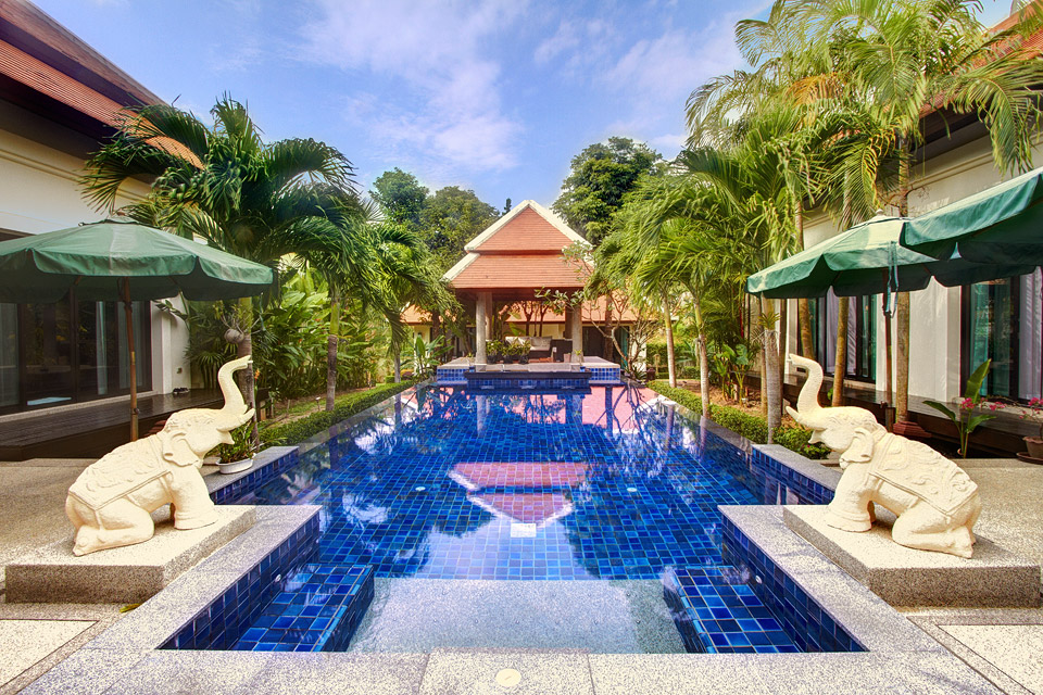 5 bedroom aristocratic tropical villa in Nai Harn