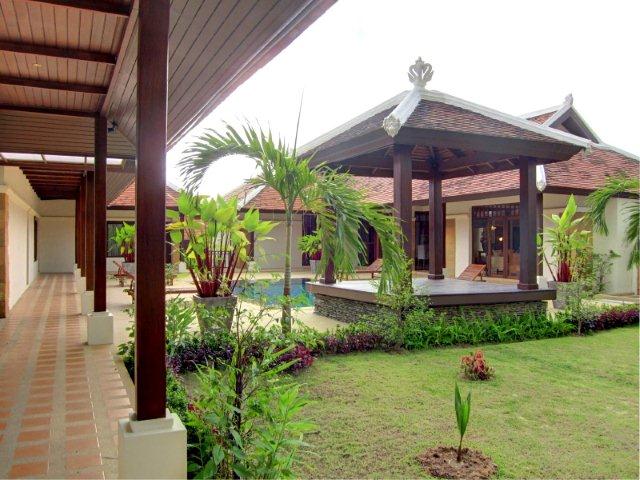 3 bedroom spacious villa in Bangtao