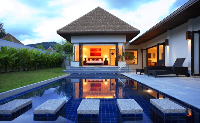 2 bedroom stylish tropical villa in Nai Harn