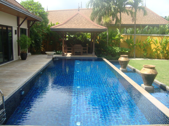 4 bedroom spacious villa in Bangtao