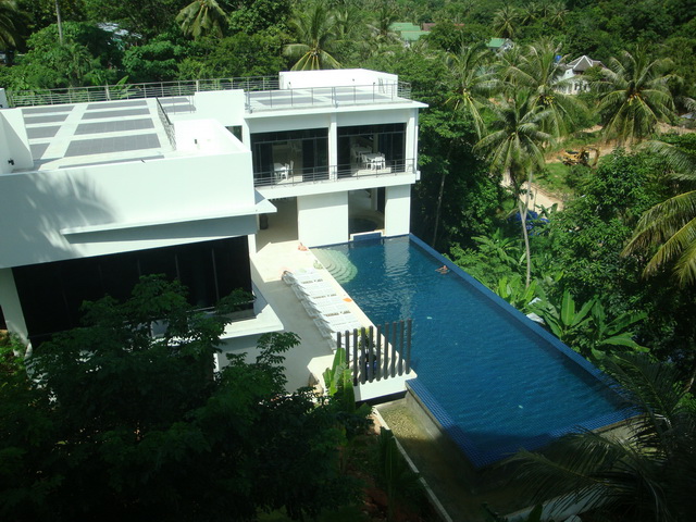 2 bedroom apartment inside pool complex in Karon