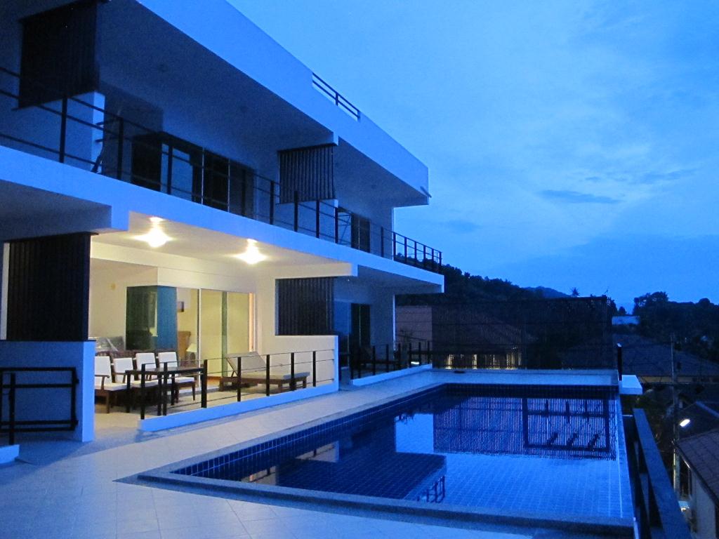 1 bedroom apartment with seaview in Karon