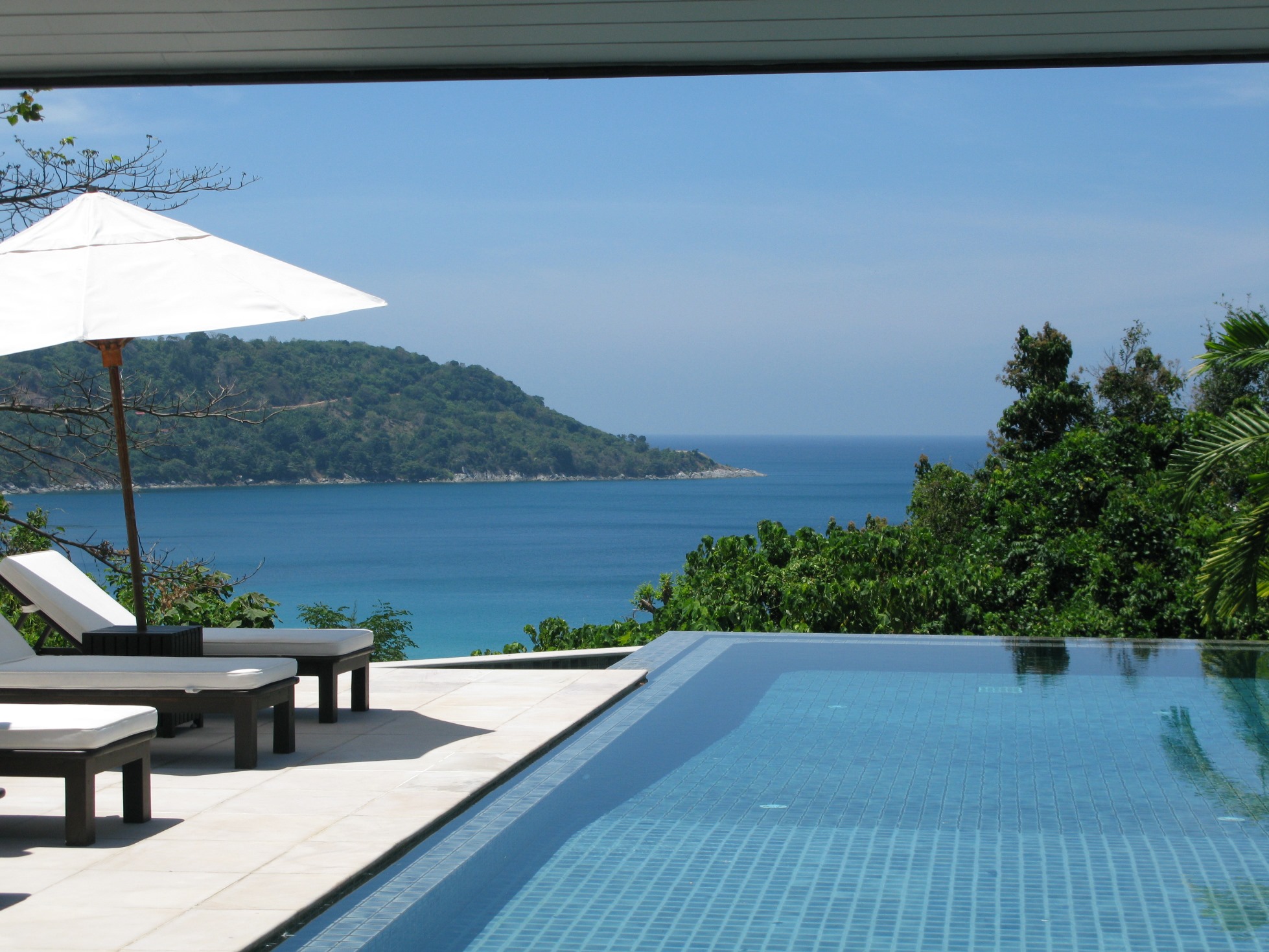 4 bedroom villa overlooking Kata Noi beach