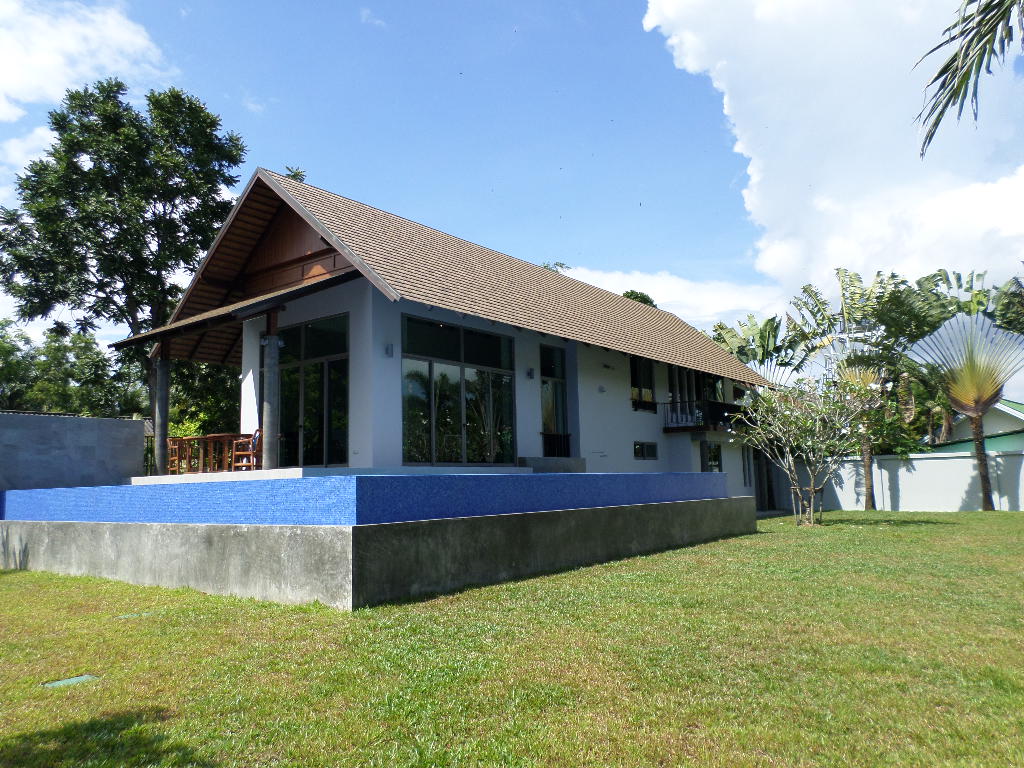 2 bedroom spacious newly build villa in Chalong