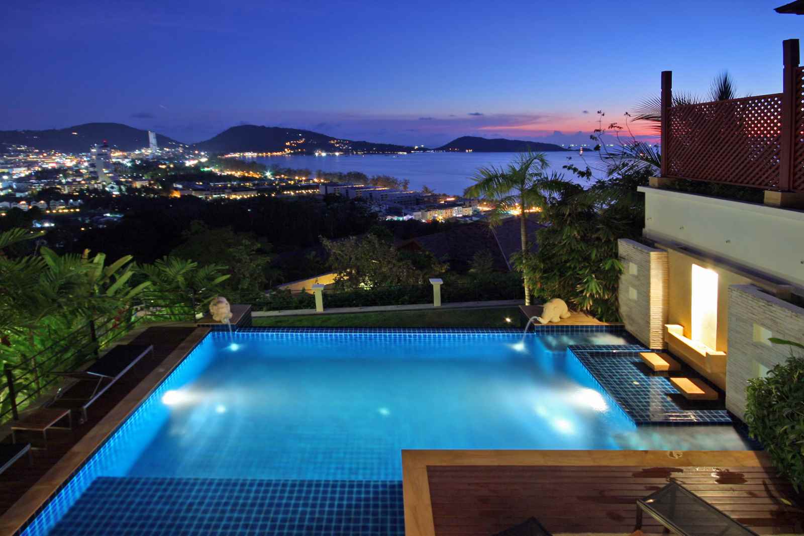 5 bedroom seaview luxury Patong villa