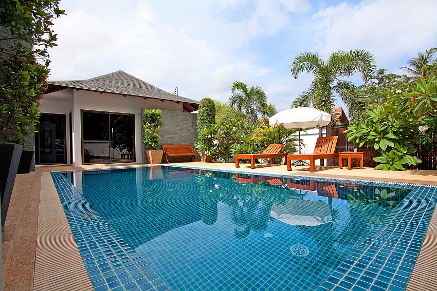 4 bedroom villa on the hillside of Chalong