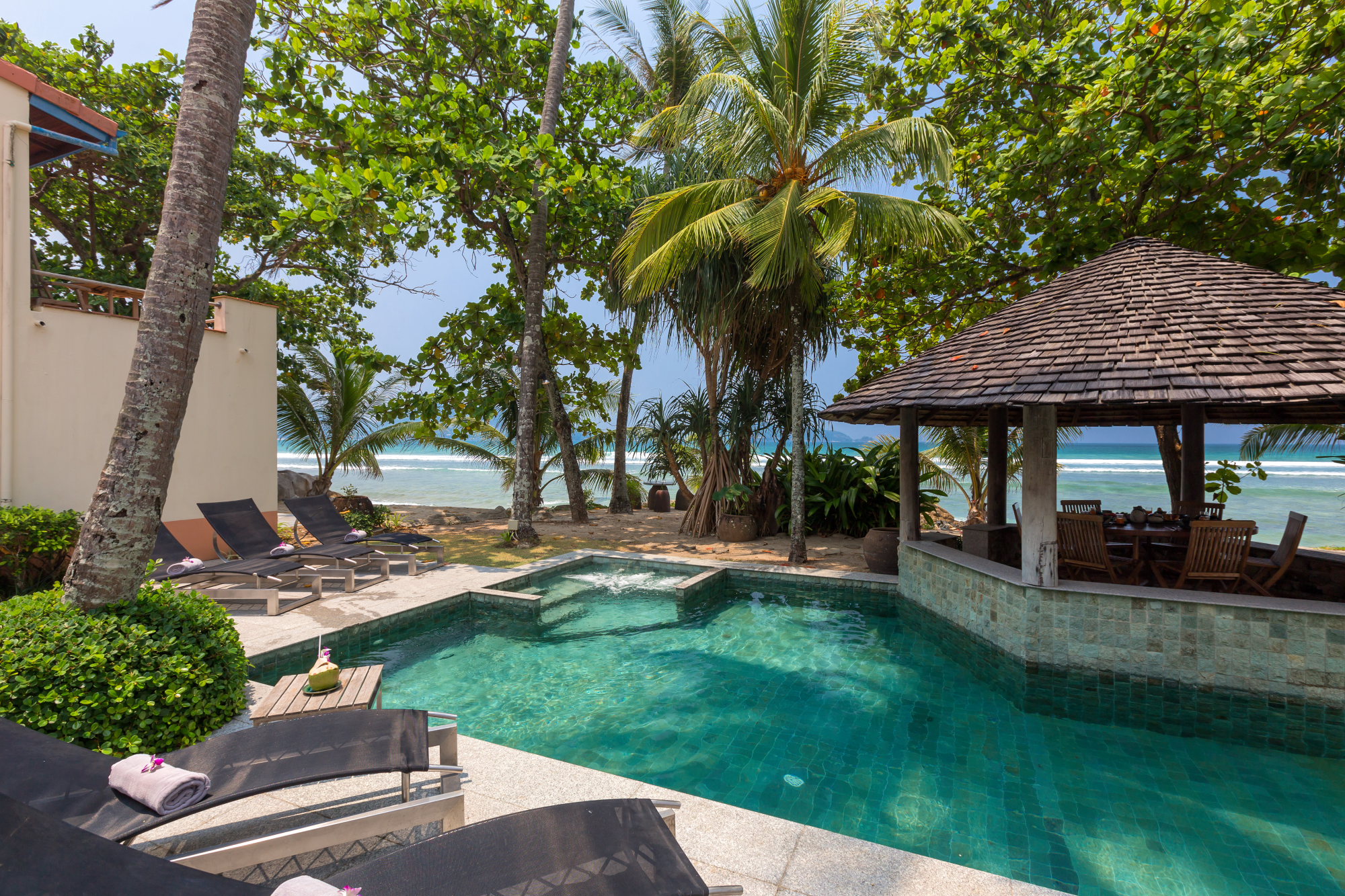 6 bedroom luxury beachfront villa in Kalim