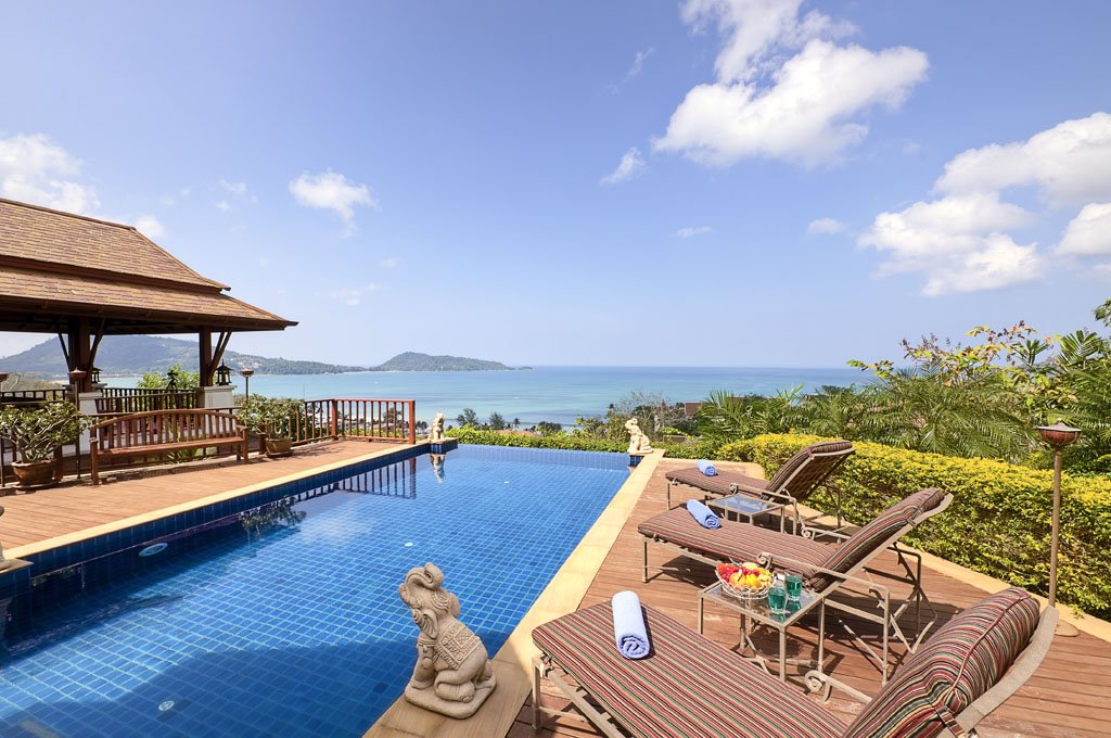 3 bedroom elegant seaview pool villa in Patong