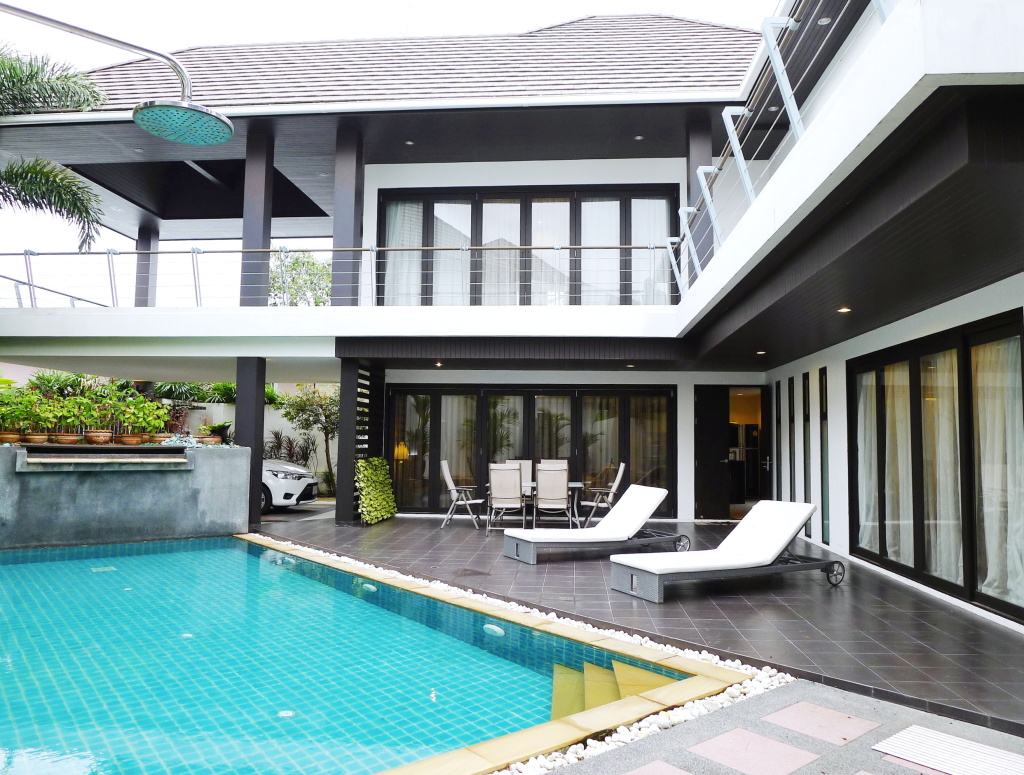 3 bedroom villa near Bangtao