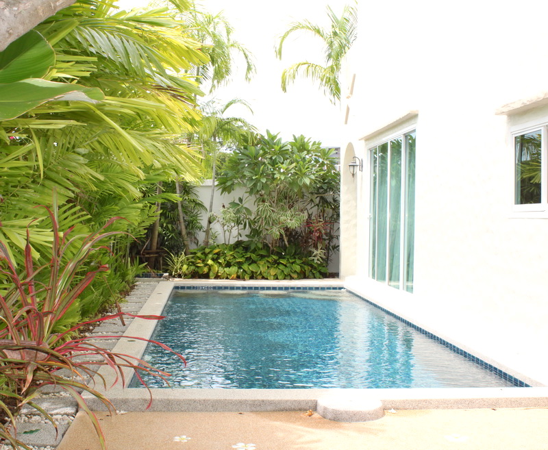 3 bedroom villa in secure estate in Rawai