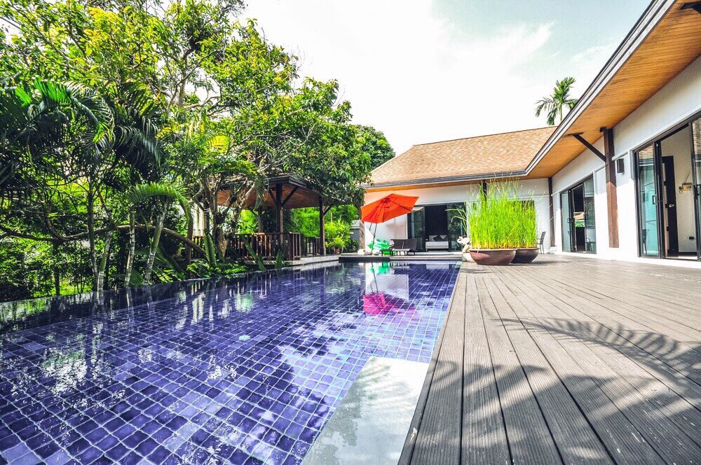 4 bedroom villa in Nai Harn