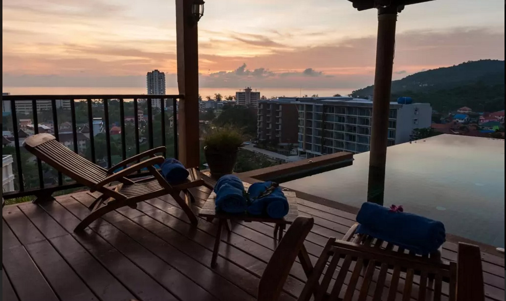 6 bedroom sea view villa in Karon