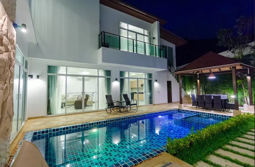 5 bedroom villa in Kamala