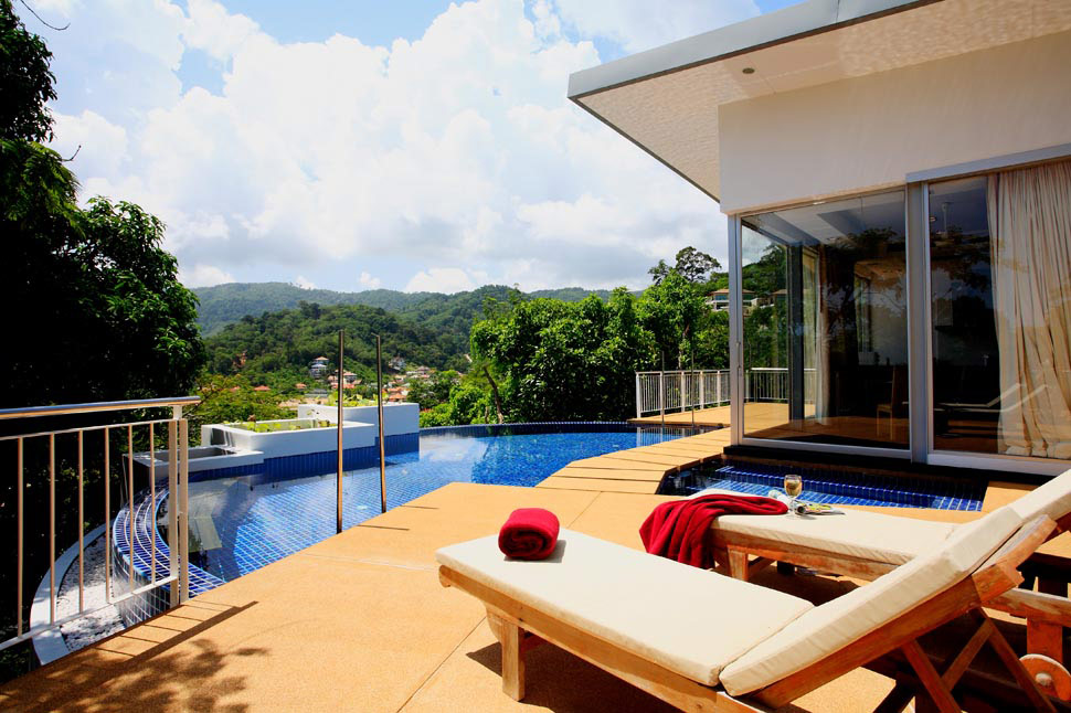 4 bedroom villa overlooking Kamala