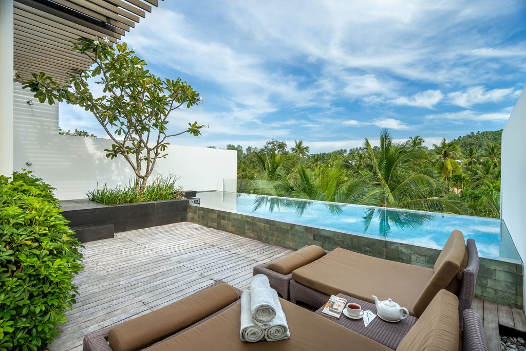 1 bedroom Penthouse with private pool in Surin beach