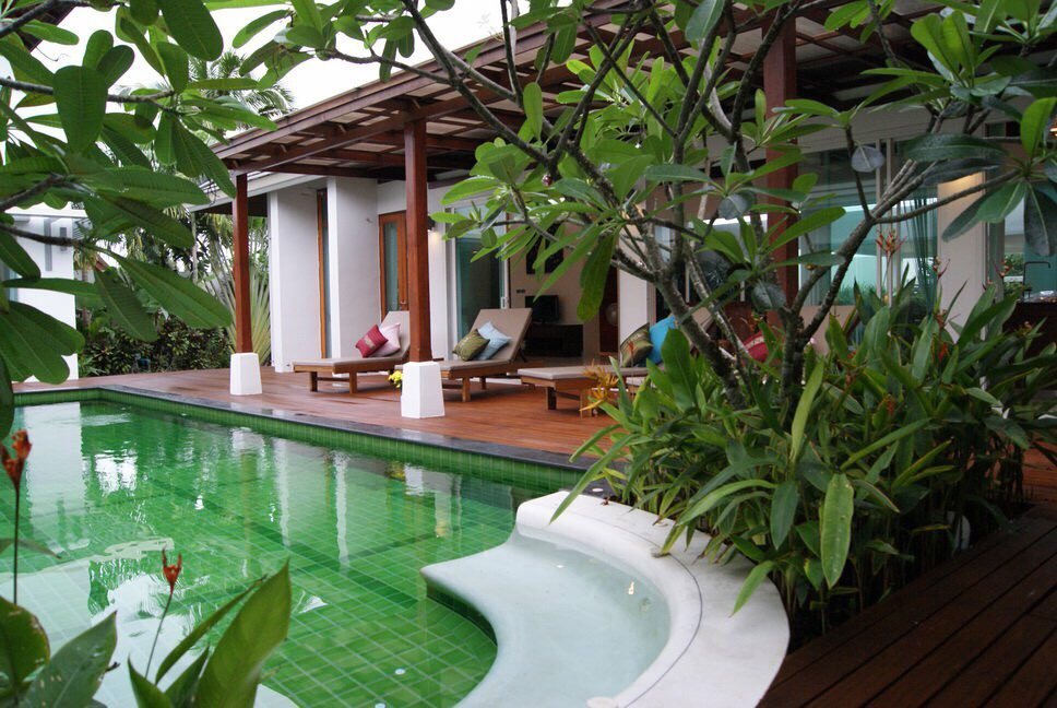 3 bedroom villa in Nai Harn