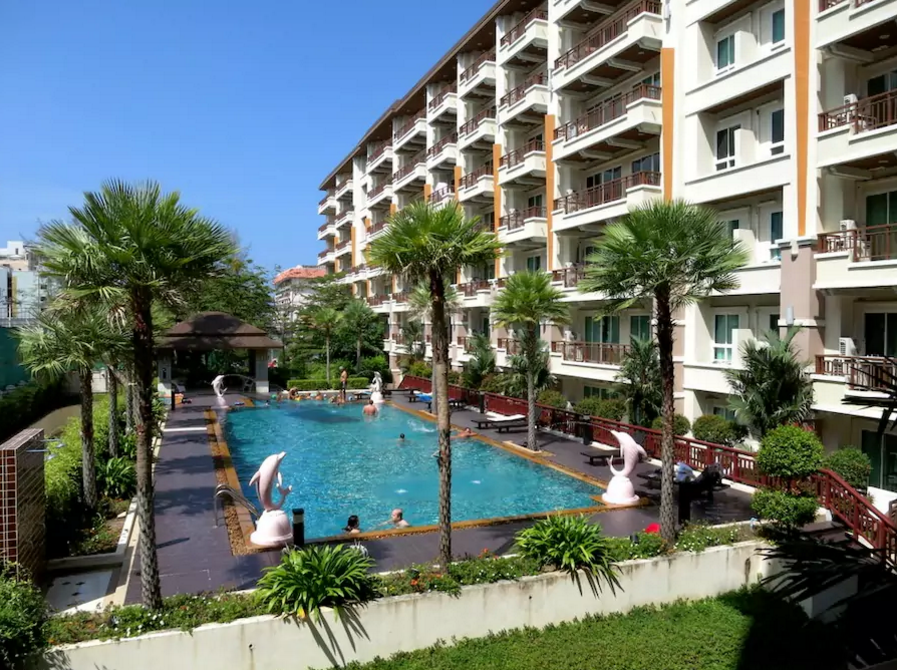 1 bedroom apartment for resale in the center of Patong
