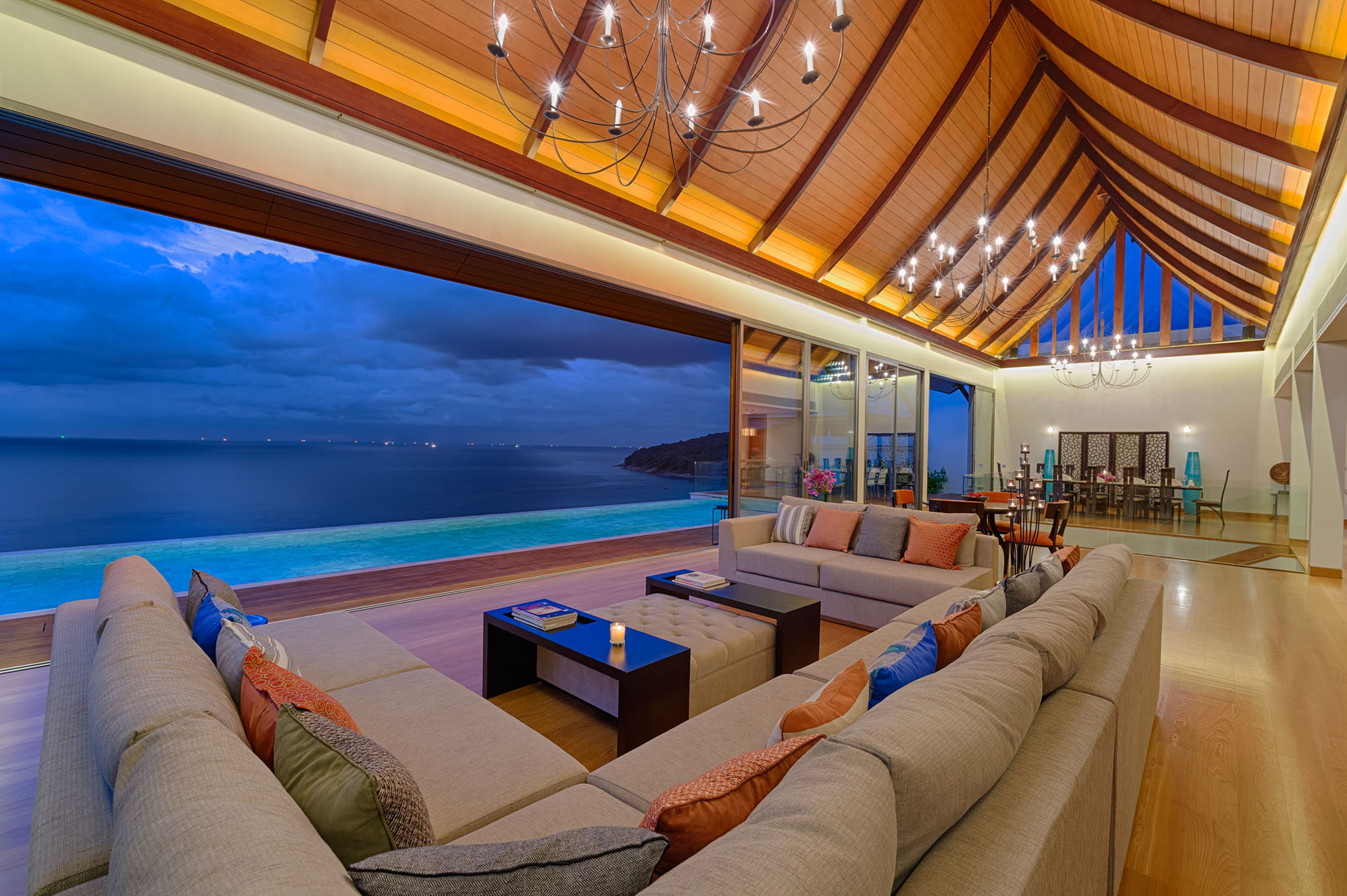 5 bedroom villa with magical sea views in Nai thon beach