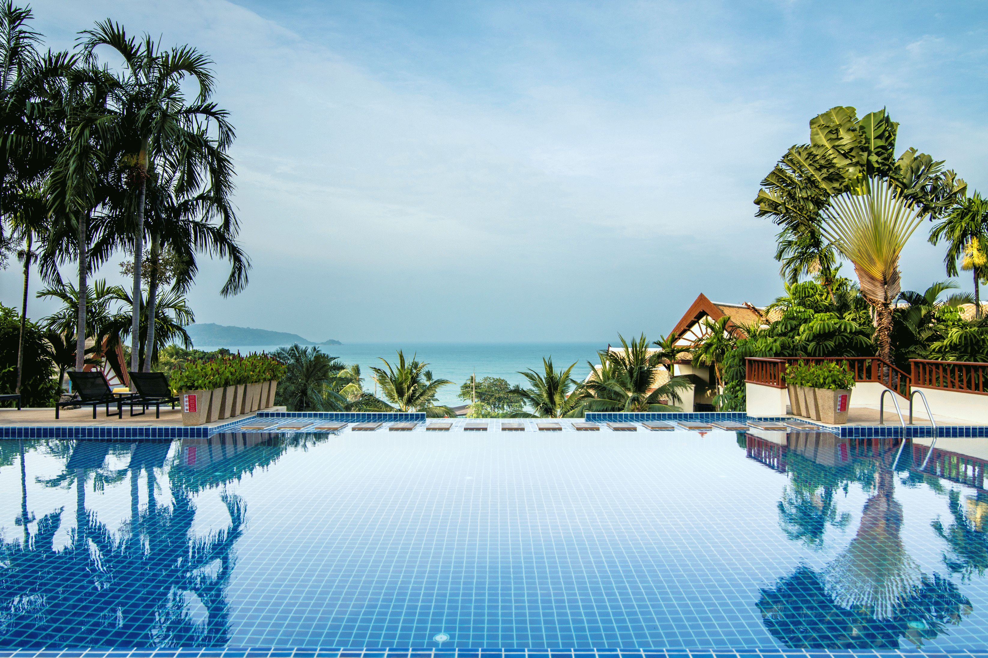 1 bed premium Deluxe suite in Patong