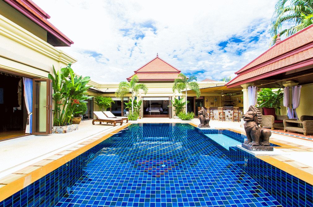6 bedroom private pool villa in Rawai