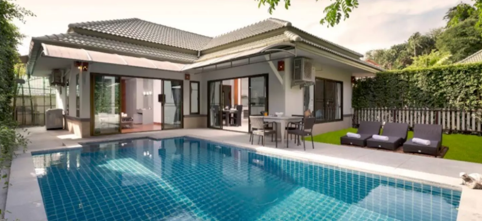 3 bedroom villa within walking distance to Karon beach