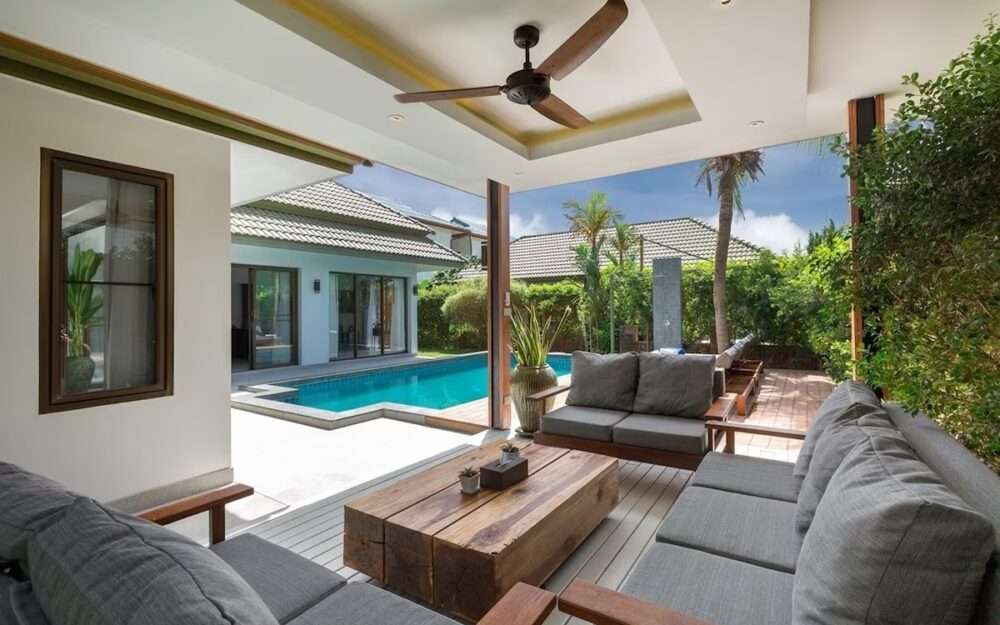 3 bedroom villa walking distance to Karon beach