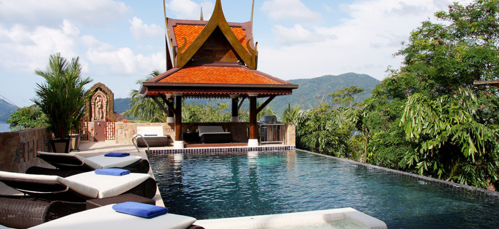 11 bedroom infinity pool villa in Patong