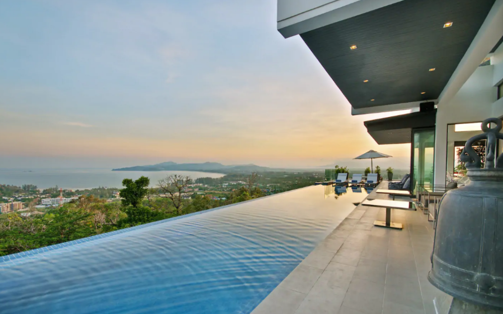 10 bedroom luxury sea view villa perched on Surin Hill