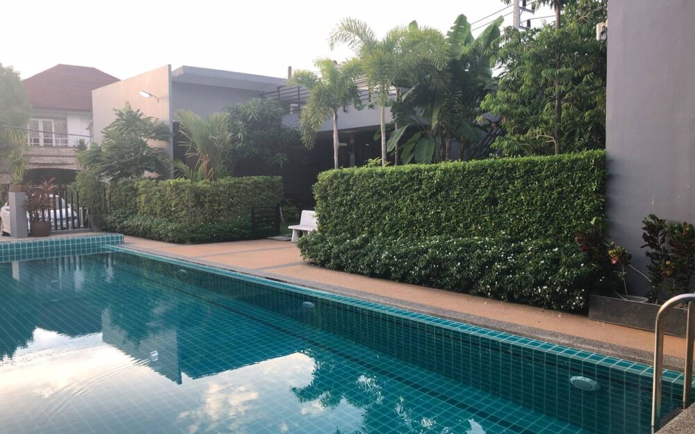 2 bedroom villa in Chalong with common pool