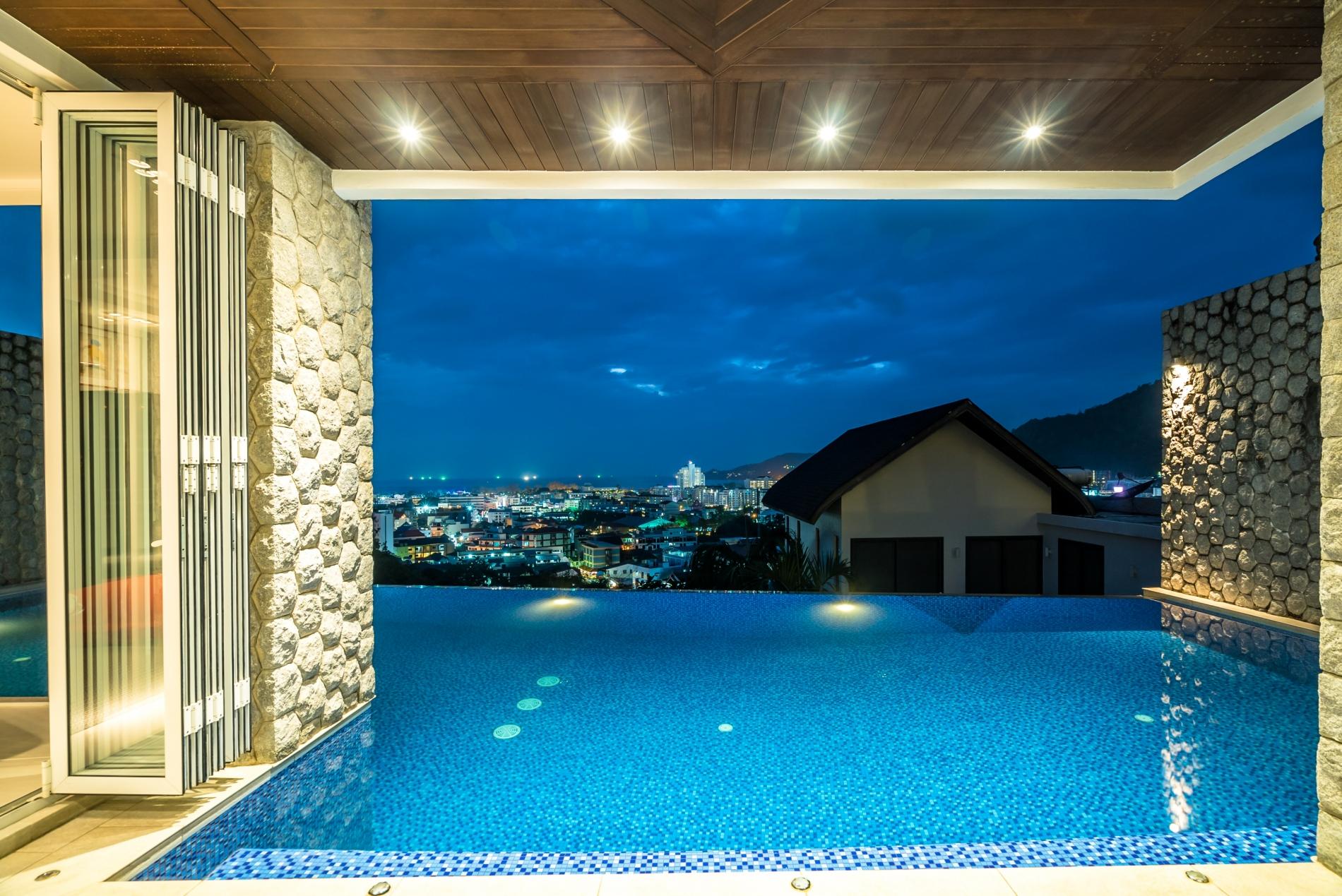 4 bedroom modern sea view villa in Patong