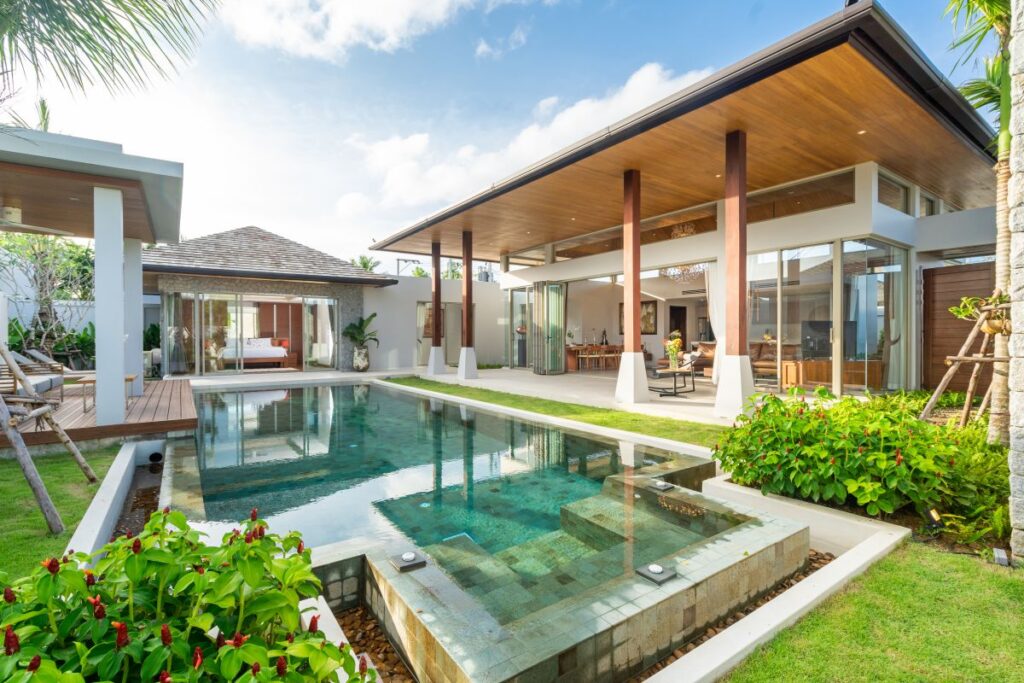 4 bedroom villa in Bangtao