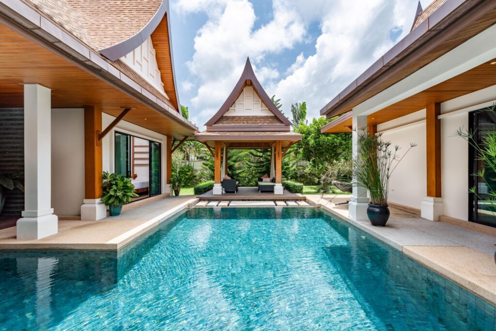 5 bedroom peaceful luxury villa in Rawai area